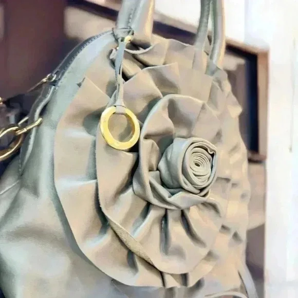 Milano Bags Silver Gray Flower Satchel Tote - Picture 4 of 16